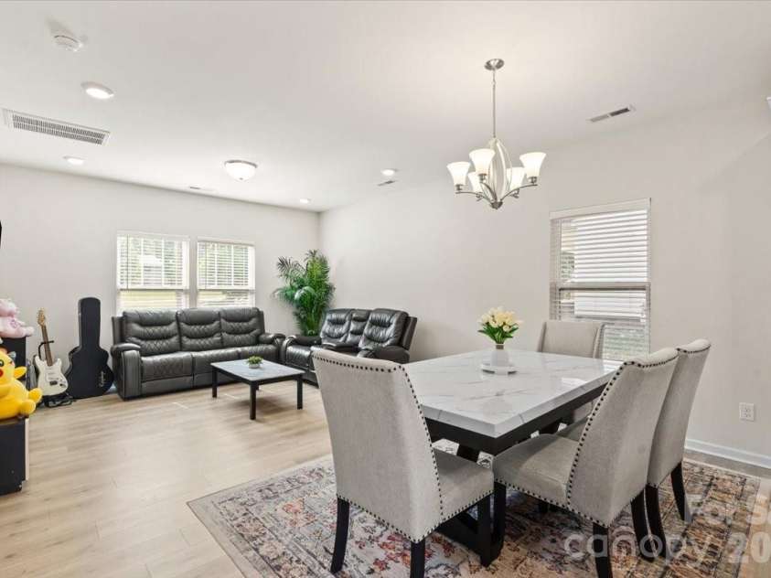 4627 Shattalon Drive, Winston Salem, NC 27106.  MLS# CAR4407534, YatesRealty ID 43478. 
