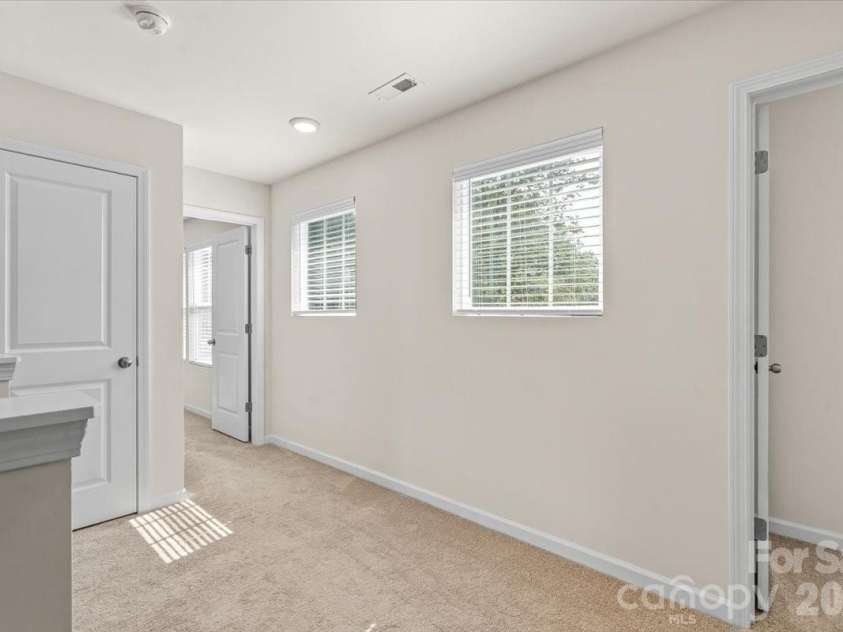 4627 Shattalon Drive, Winston Salem, NC 27106.  MLS# CAR4407534, YatesRealty ID 43478. 