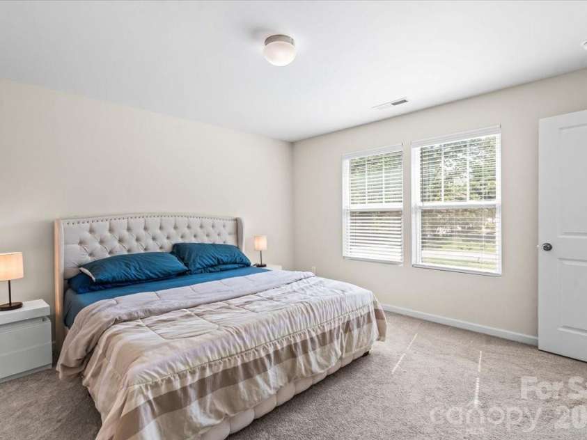 4627 Shattalon Drive, Winston Salem, NC 27106.  MLS# CAR4407534, YatesRealty ID 43478. 