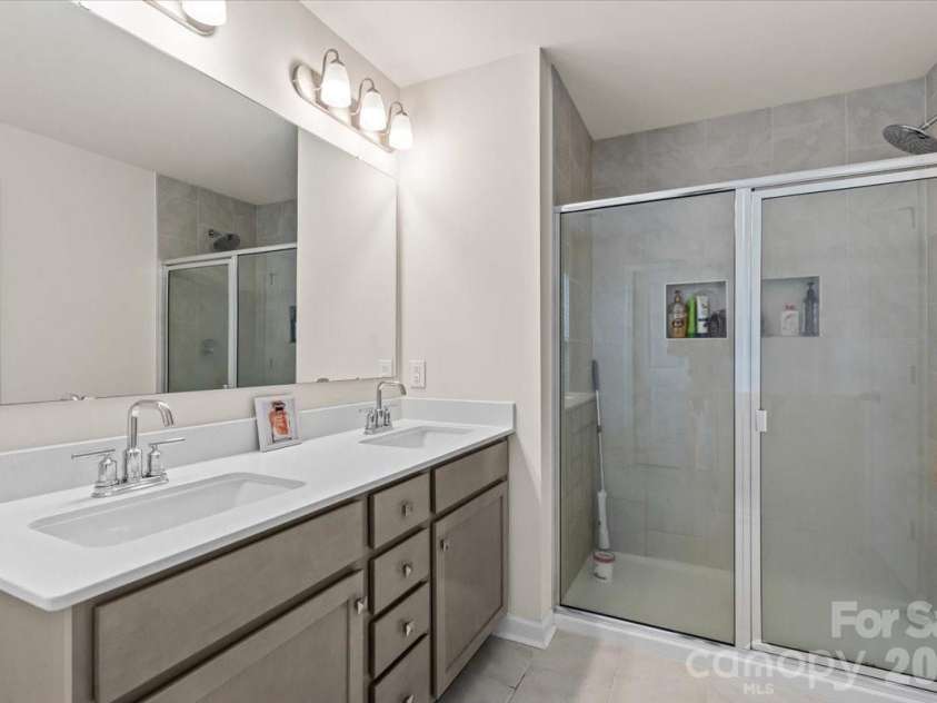4627 Shattalon Drive, Winston Salem, NC 27106.  MLS# CAR4407534, YatesRealty ID 43478. 