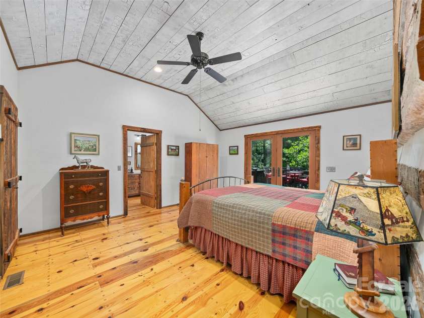 503 White Pine Lane, Bakersville, NC 28705.  MLS# CAR4412407, YatesRealty ID 43479. 