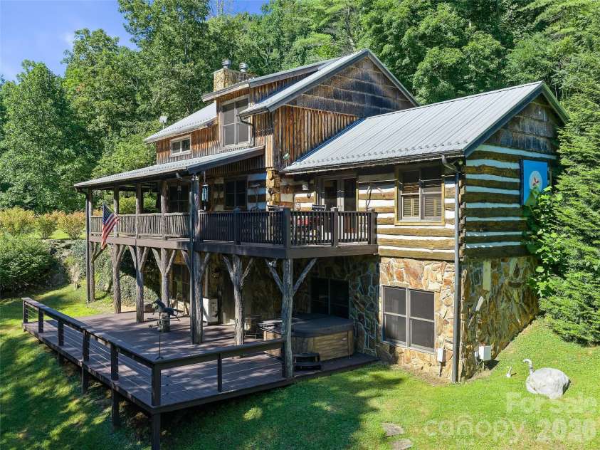 503 White Pine Lane, Bakersville, NC 28705.  MLS# CAR4412407, YatesRealty ID 43479. 