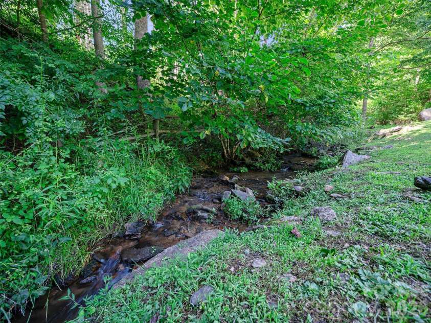 503 White Pine Lane, Bakersville, NC 28705.  MLS# CAR4412407, YatesRealty ID 43479. 