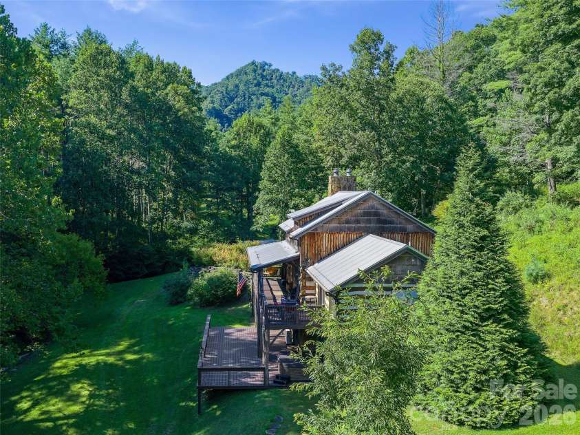 503 White Pine Lane, Bakersville, NC 28705.  MLS# CAR4412407, YatesRealty ID 43479. 