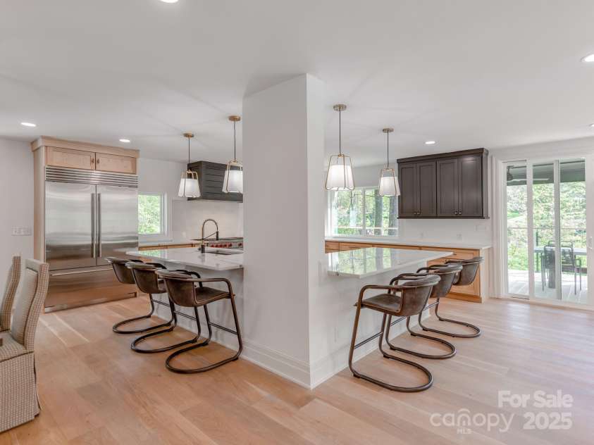 1417 Wendover Road, Charlotte, NC 28211.  MLS# CAR4242802, YatesRealty ID 4348. 