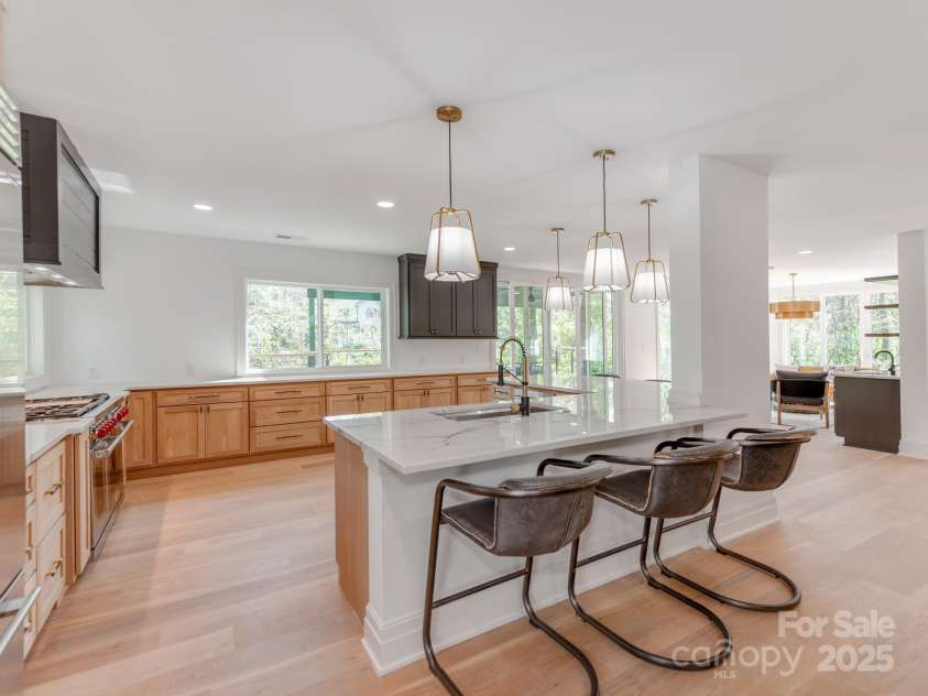 1417 Wendover Road, Charlotte, NC 28211.  MLS# CAR4242802, YatesRealty ID 4348. 