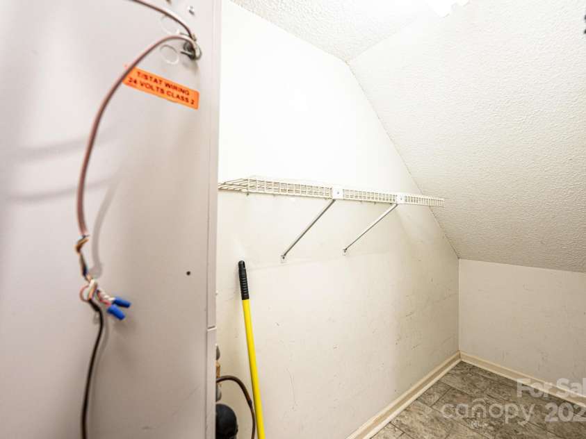 709 21st Avenue, Hickory, NC 28601.  MLS# CAR4276876, YatesRealty ID 4348. Storage closet under stairs