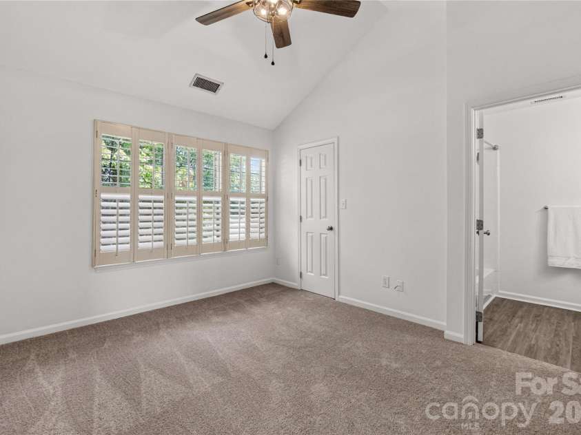 17569 Tuscany Lane, Cornelius, NC 28031.  MLS# CAR4405454, YatesRealty ID 43480. 