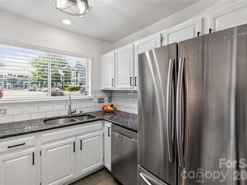 17569 Tuscany Lane, Cornelius, NC 28031.  MLS# CAR4405454, YatesRealty ID 43480. 