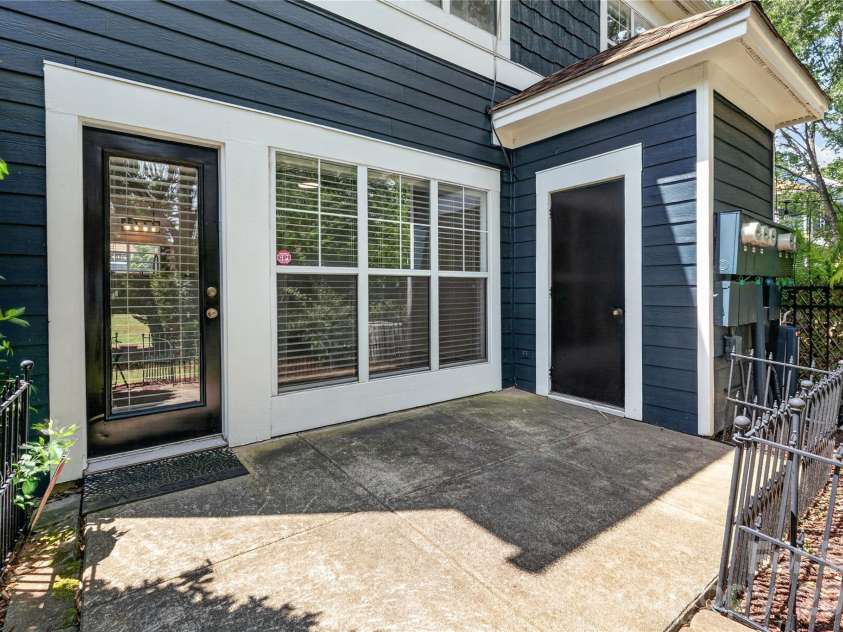 17569 Tuscany Lane, Cornelius, NC 28031.  MLS# CAR4405454, YatesRealty ID 43480. 