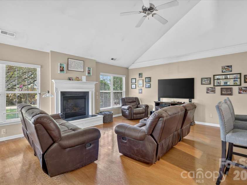 570 Surry Trace Circle, Concord, NC 28027.  MLS# CAR4400588, YatesRealty ID 43481. 