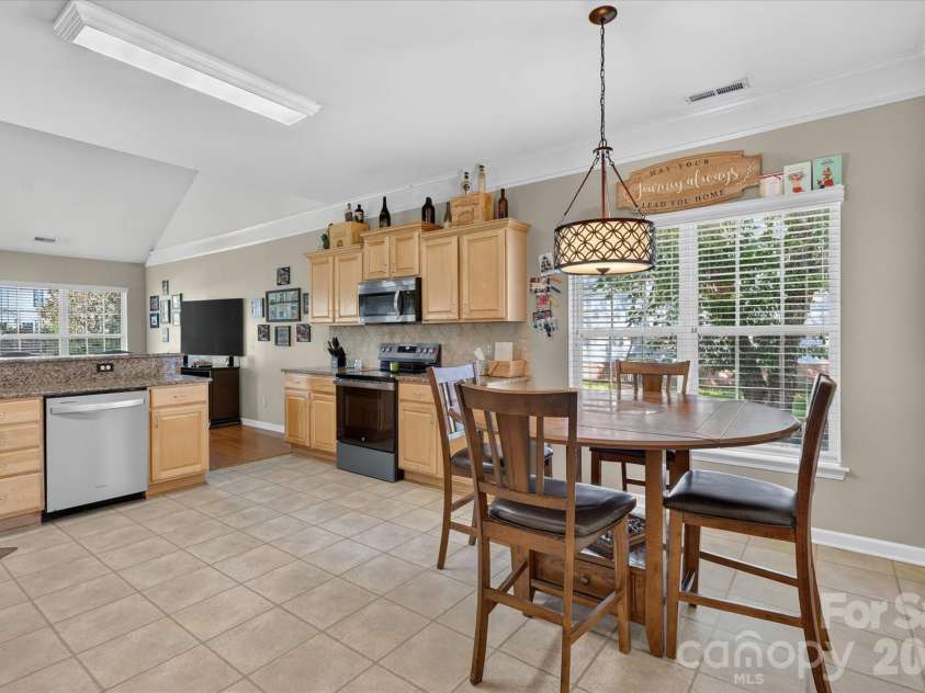 570 Surry Trace Circle, Concord, NC 28027.  MLS# CAR4400588, YatesRealty ID 43481. 