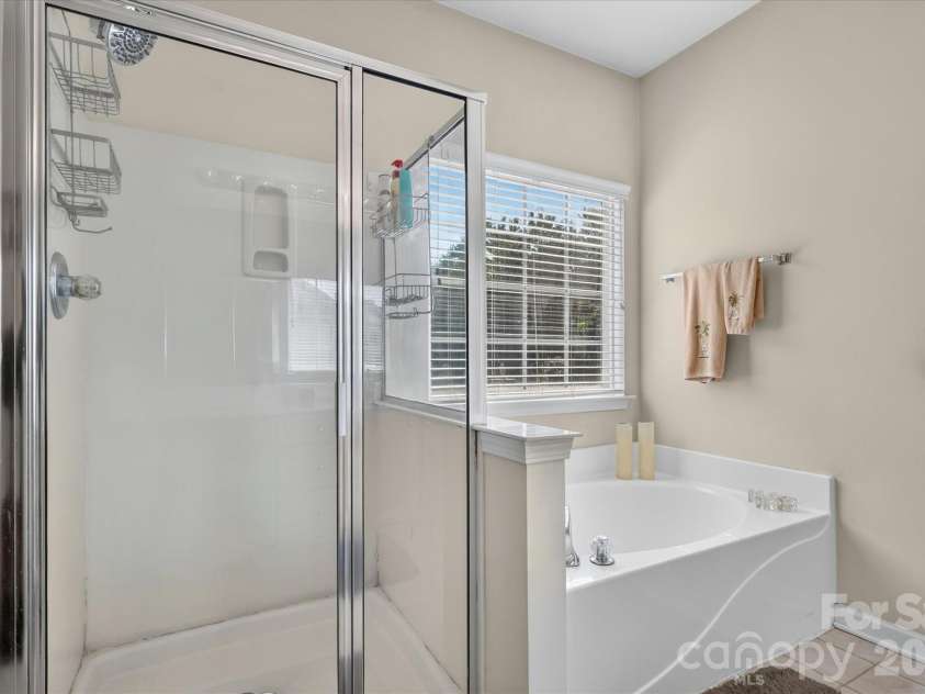 570 Surry Trace Circle, Concord, NC 28027.  MLS# CAR4400588, YatesRealty ID 43481. 