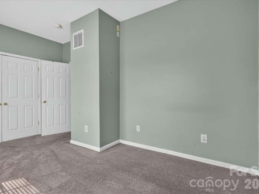 570 Surry Trace Circle, Concord, NC 28027.  MLS# CAR4400588, YatesRealty ID 43481. 