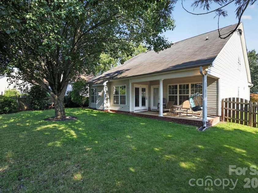 570 Surry Trace Circle, Concord, NC 28027.  MLS# CAR4400588, YatesRealty ID 43481. 