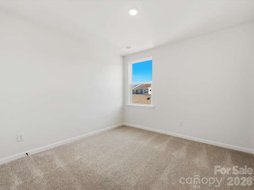 10024 Mamillion Drive, Huntersville, NC 28078.  MLS# CAR4399960, YatesRealty ID 43484. 