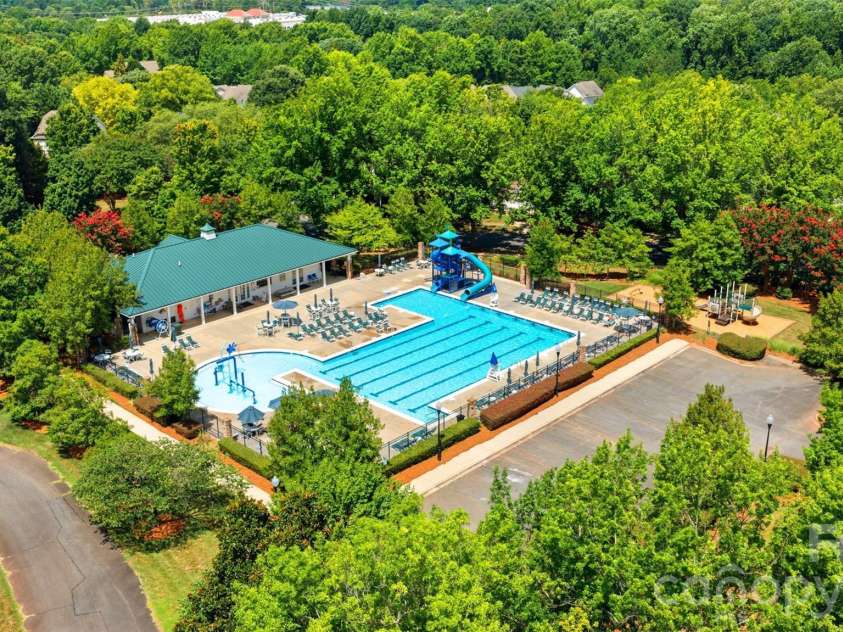 17754 Caldwell Track Drive, Cornelius, NC 28031.  MLS# CAR4405379, YatesRealty ID 43485. 