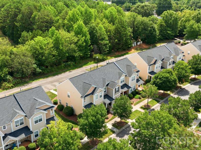 17754 Caldwell Track Drive, Cornelius, NC 28031.  MLS# CAR4405379, YatesRealty ID 43485. 