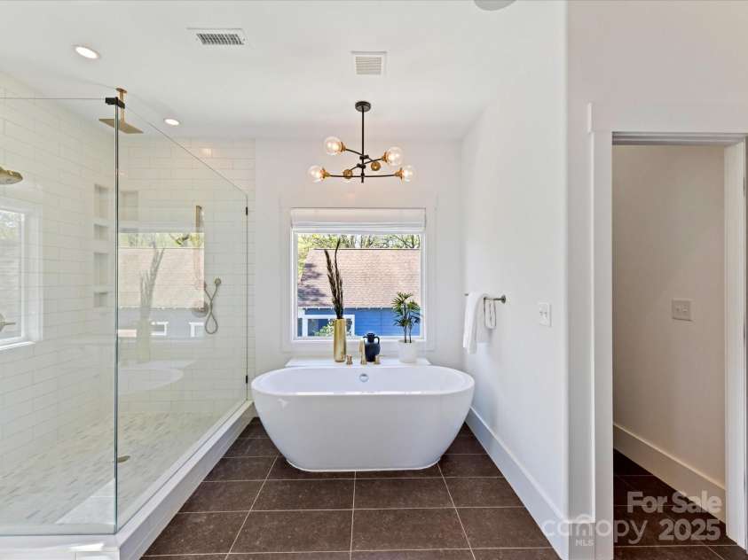 2840 Georgia Avenue, Charlotte, NC 28205.  MLS# CAR4208337, YatesRealty ID 4349. 