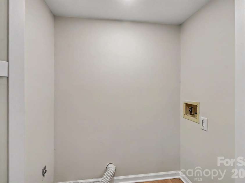 128 Ashbrook Drive, Fort Mill, SC 29715.  MLS# CAR4409887, YatesRealty ID 43495. 