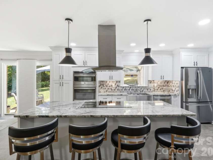 4200 Cerise Drive, Charlotte, NC 28269.  MLS# CAR4408042, YatesRealty ID 43497. 