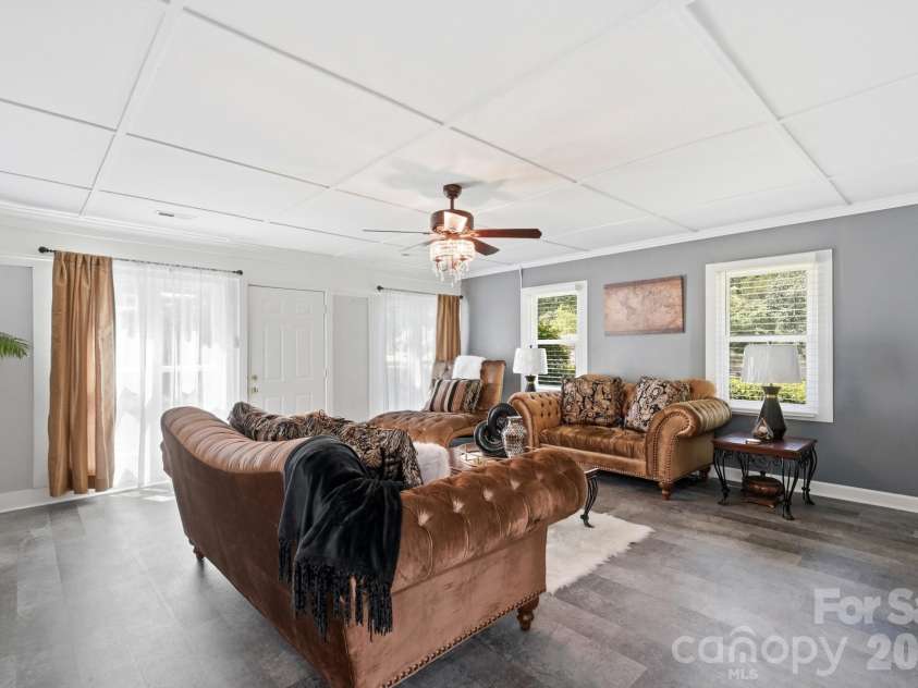 4200 Cerise Drive, Charlotte, NC 28269.  MLS# CAR4408042, YatesRealty ID 43497. 