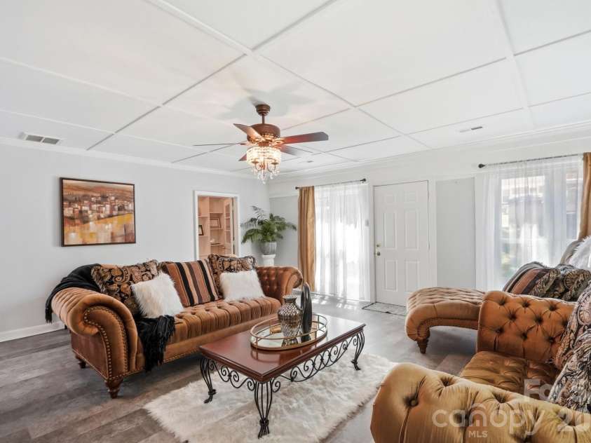 4200 Cerise Drive, Charlotte, NC 28269.  MLS# CAR4408042, YatesRealty ID 43497. 