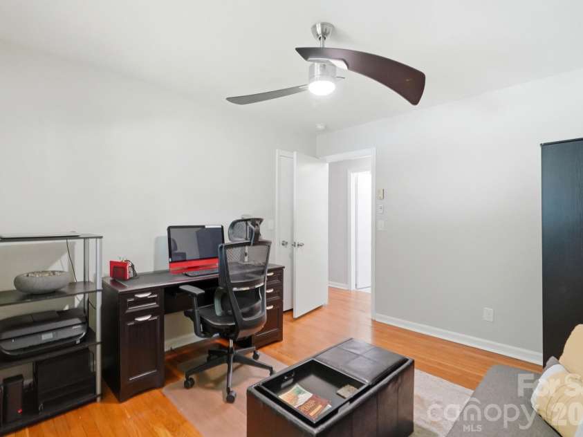4200 Cerise Drive, Charlotte, NC 28269.  MLS# CAR4408042, YatesRealty ID 43497. 
