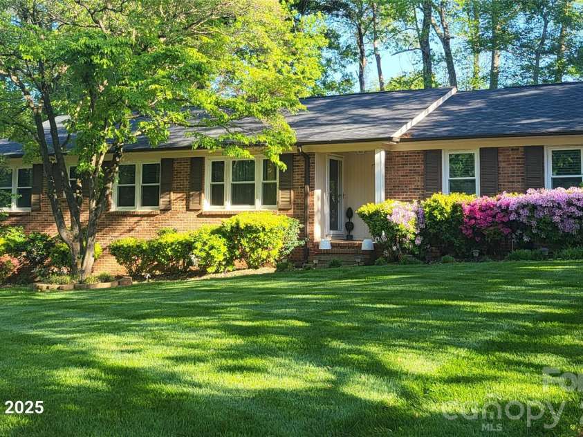 4200 Cerise Drive, Charlotte, NC 28269.  MLS# CAR4408042, YatesRealty ID 43497. Springtime 2025