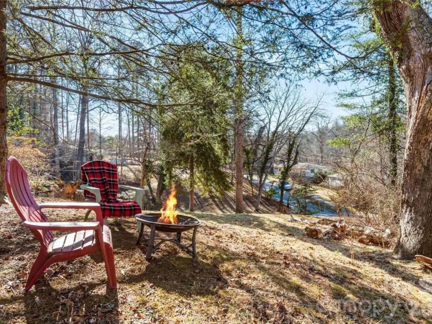 226 School Road, Asheville, NC 28806.  MLS# CAR4352051, YatesRealty ID 4350. 