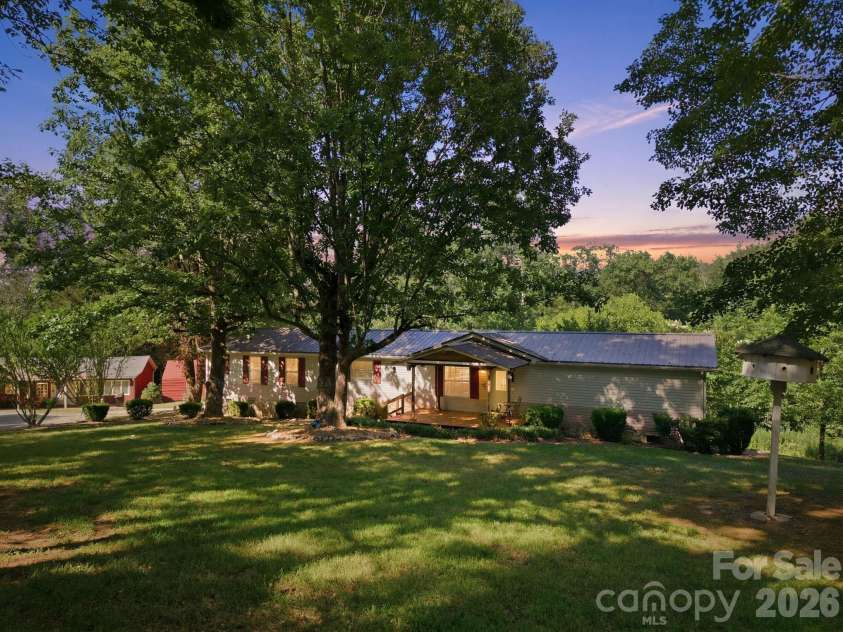 7511 Virginia Ridge, Connelly Springs, NC 28612.  MLS# CAR4393595, YatesRealty ID 43500. 