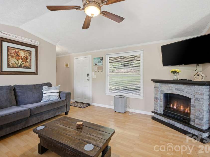 7511 Virginia Ridge, Connelly Springs, NC 28612.  MLS# CAR4393595, YatesRealty ID 43500. 