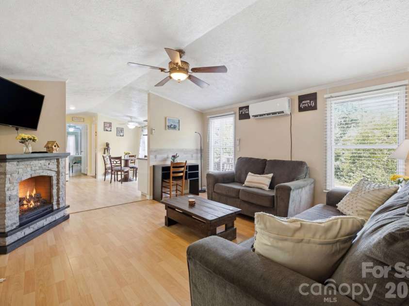7511 Virginia Ridge, Connelly Springs, NC 28612.  MLS# CAR4393595, YatesRealty ID 43500. 