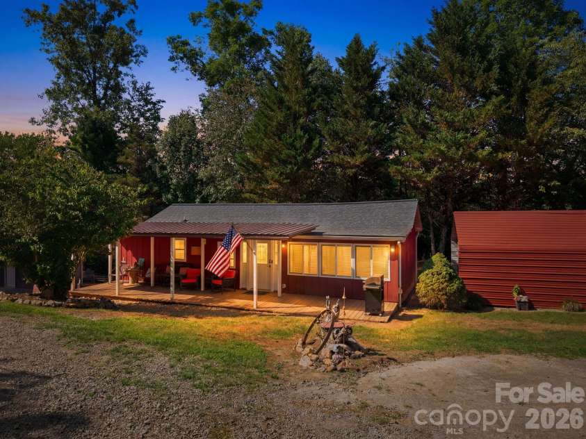 7511 Virginia Ridge, Connelly Springs, NC 28612.  MLS# CAR4393595, YatesRealty ID 43500. 