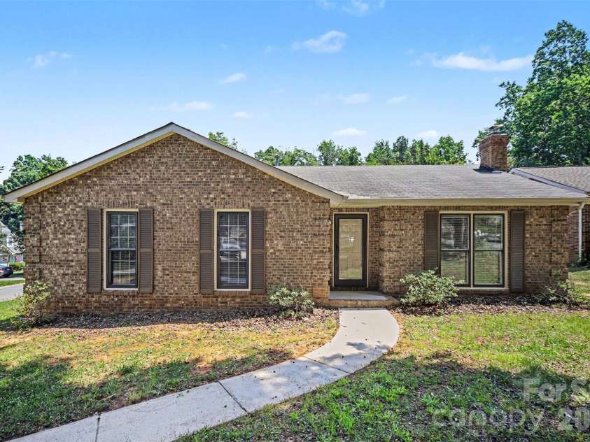 9720 Stillwater Lane, Mint Hill, NC 28227.  MLS# CAR4392489, YatesRealty ID 43501. Front Exterior