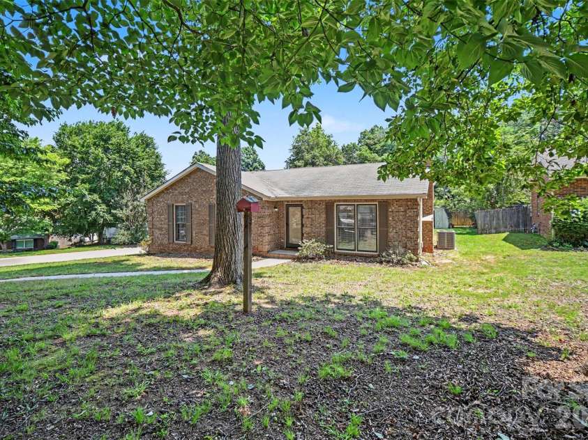 9720 Stillwater Lane, Mint Hill, NC 28227.  MLS# CAR4392489, YatesRealty ID 43501. Front Exterior