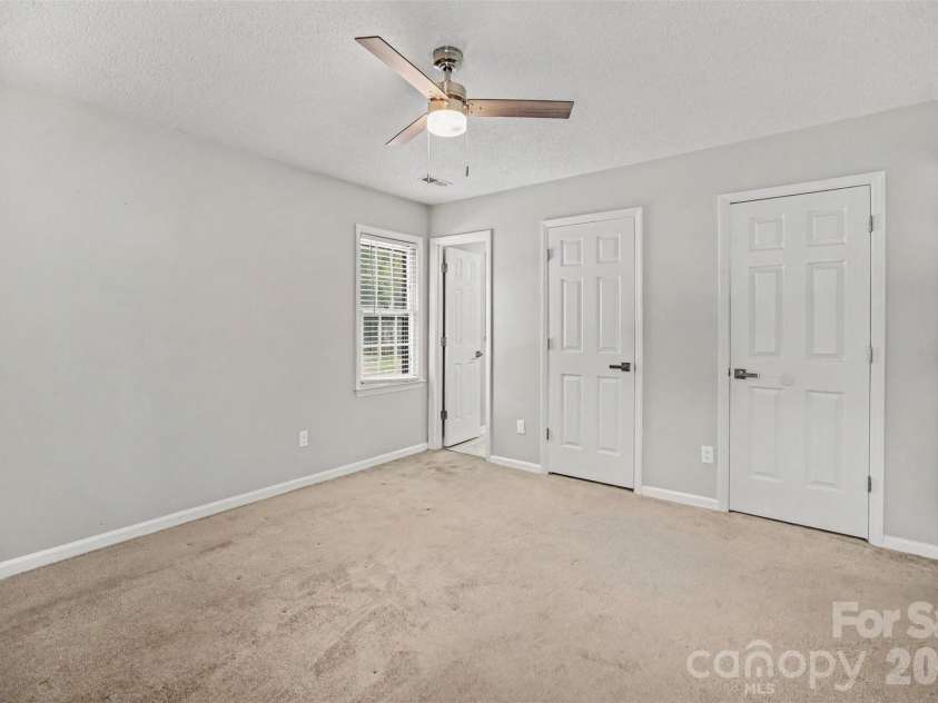 9720 Stillwater Lane, Mint Hill, NC 28227.  MLS# CAR4392489, YatesRealty ID 43501. Primary Bedroom