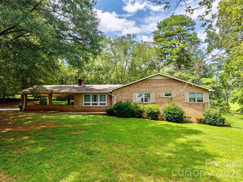 2542 NC 10 Highway, Conover, NC 28613.  MLS# CAR4412366, YatesRealty ID 43502. 