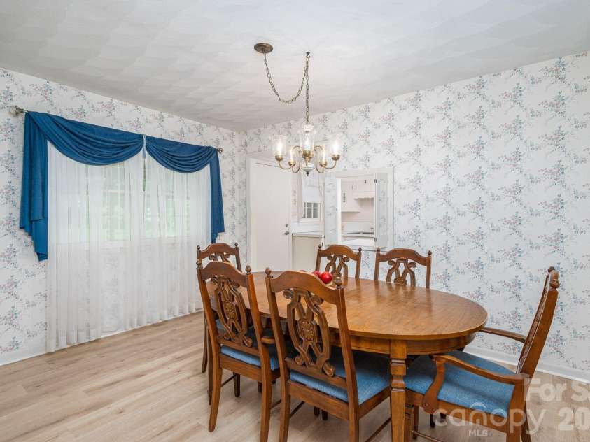 2542 NC 10 Highway, Conover, NC 28613.  MLS# CAR4412366, YatesRealty ID 43502. 