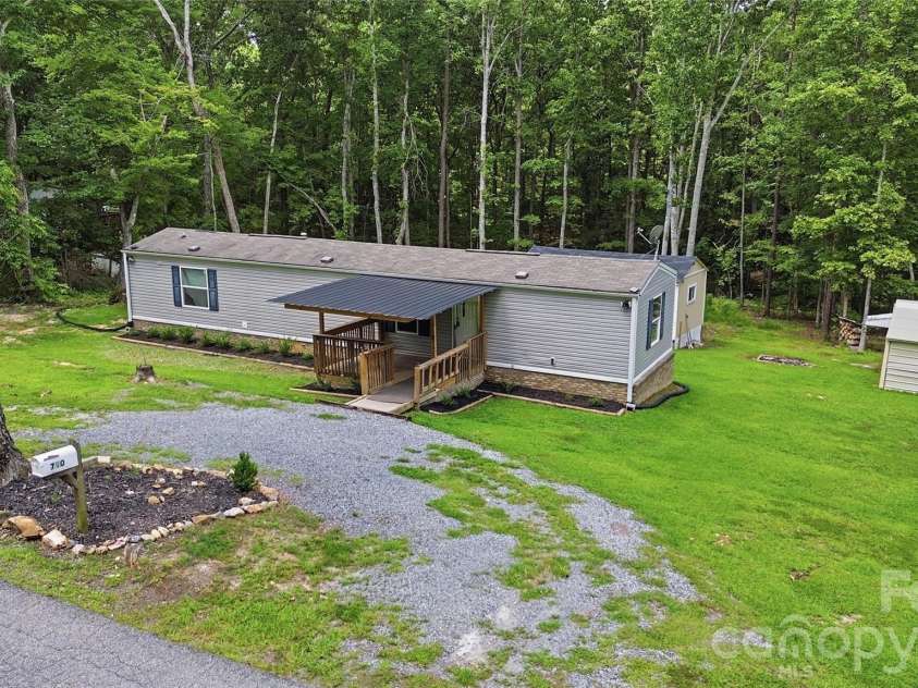 790 Lookout Tower Road, Blacksburg, SC 29702.  MLS# CAR4413251, YatesRealty ID 43503. 