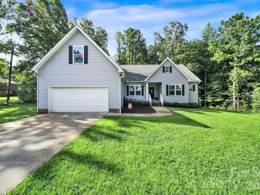 1205 Arundel Road, Lancaster, SC 29720.  MLS# CAR4409692, YatesRealty ID 43506. 