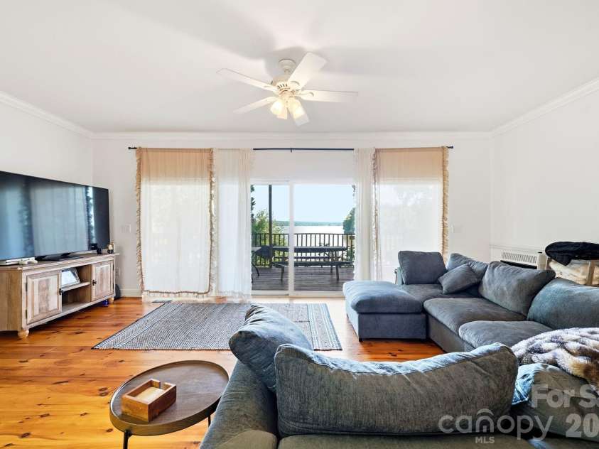1005 Jackson Road, Fort Lawn, SC 29714.  MLS# CAR4411543, YatesRealty ID 43507. 