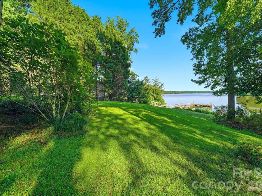 1005 Jackson Road, Fort Lawn, SC 29714.  MLS# CAR4411543, YatesRealty ID 43507. 