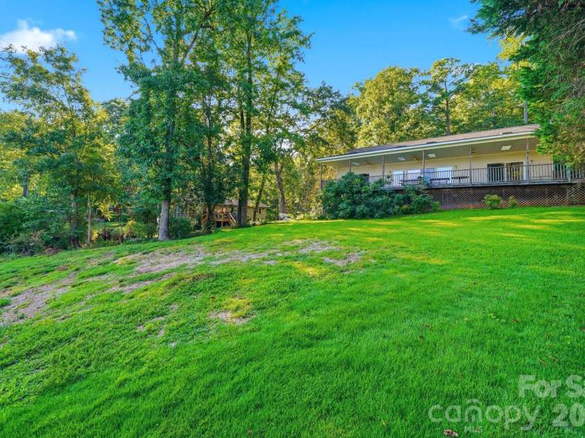1005 Jackson Road, Fort Lawn, SC 29714.  MLS# CAR4411543, YatesRealty ID 43507. 