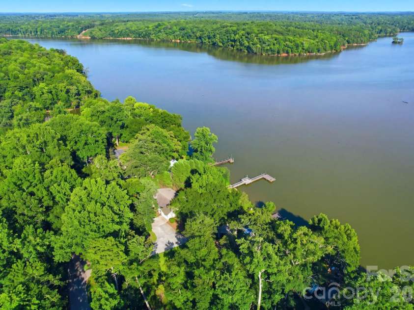 1005 Jackson Road, Fort Lawn, SC 29714.  MLS# CAR4411543, YatesRealty ID 43507. 