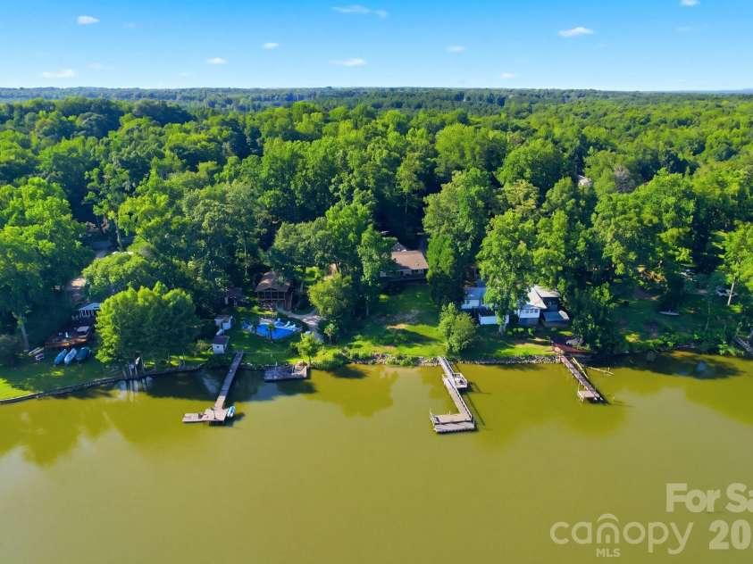1005 Jackson Road, Fort Lawn, SC 29714.  MLS# CAR4411543, YatesRealty ID 43507. 