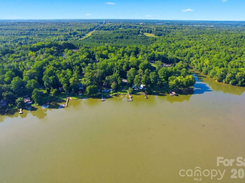 1005 Jackson Road, Fort Lawn, SC 29714.  MLS# CAR4411543, YatesRealty ID 43507. 