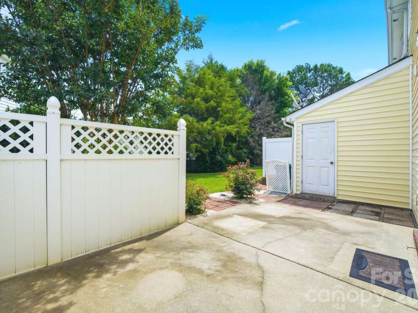 8038 Long House Lane, Fort Mill, SC 29707.  MLS# CAR4337967, YatesRealty ID 4351. 