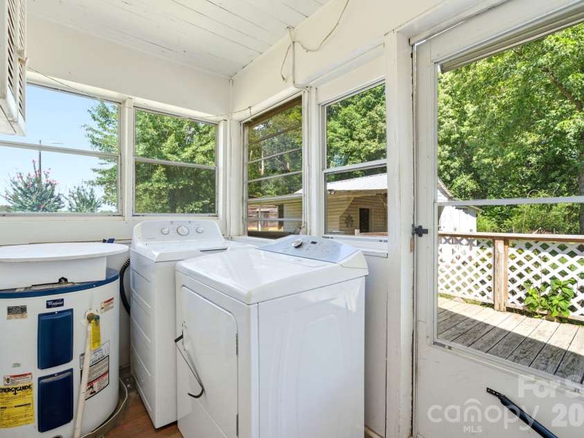 3041 Pink Plyler Road, Lancaster, SC 29720.  MLS# CAR4412305, YatesRealty ID 43510. 
