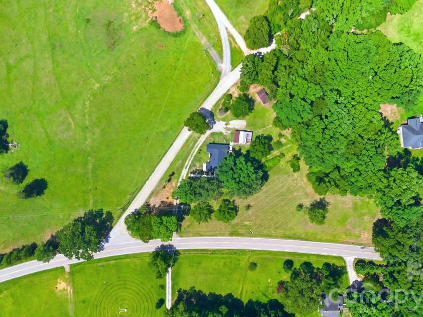 3041 Pink Plyler Road, Lancaster, SC 29720.  MLS# CAR4412305, YatesRealty ID 43510. 